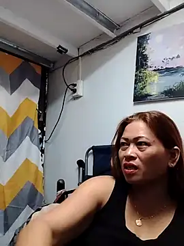 Snapshot of merr_ann123 chatting on December 2025 11:31:02 PM merr ann123 online show from December 2025 11:31:02 PM