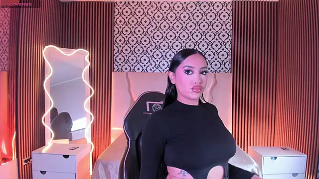 Snapshot of BEELLA_TAY1 chatting on April 2026 11:56:02 AM BEELLA TAY1 online show from April 2026 11:56:02 AM