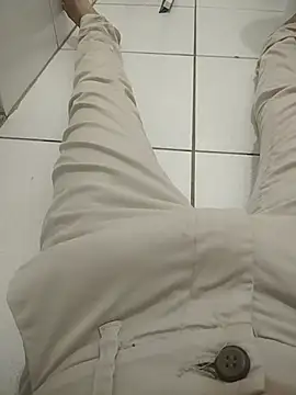 Snapshot of Guilhermekovaliosky chatting on December 2025 01:59:02 PM Guilhermekovaliosky online show from December 2025 01:59:02 PM