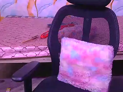 Snapshot of hii_tanisha chatting on February 2026 02:57:01 PM hii tanisha online show from February 2026 02:57:01 PM