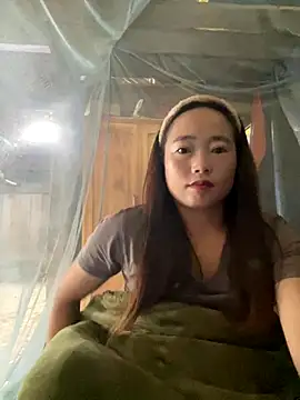 Snapshot of Maymay__ chatting on October 2025 03:19:01 AM Maymay online show from October 2025 03:19:01 AM