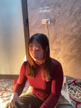 Snapshot of Maymay__ chatting on December 2025 02:06:01 AM Maymay online show from December 2025 02:06:01 AM