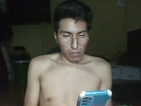 Rizz Latino online show from November 2025 11:18:02 AM