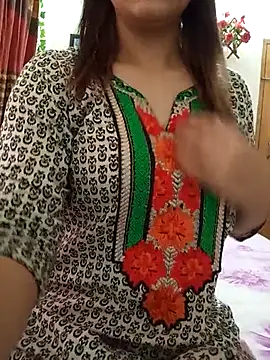 Tanha18 online show from May 2026 05:13:02 AM