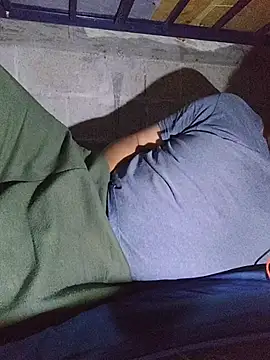 axel-spr online show from November 2025 05:31:01 AM