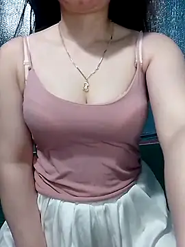 LeanaLy online show from May 2026 12:57:02 PM