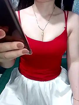 LeanaLy online show from May 2026 11:38:02 AM