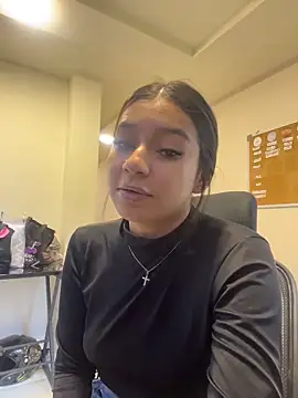 AlyssaRay online show from April 2026 05:30:01 PM