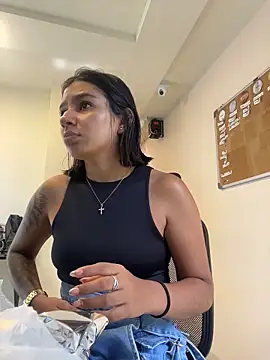 AlyssaRay online show from May 2026 03:06:02 PM