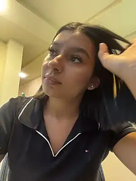 AlyssaRay online show from May 2026 04:24:01 PM