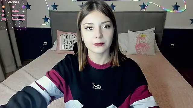 Snapshot of MargoChill chatting on November 2025 02:18:02 PM MargoChill online show from November 2025 02:18:02 PM