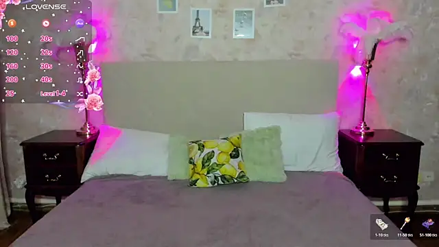 Snapshot of MargoChill chatting on November 2025 02:17:01 PM MargoChill online show from November 2025 02:17:01 PM