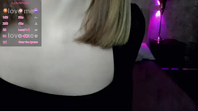 Snapshot of MargoChill chatting on January 2026 02:11:01 PM MargoChill online show from January 2026 02:11:01 PM