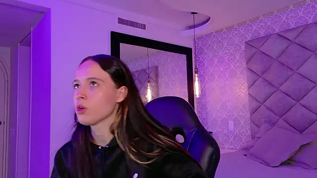 Snapshot of CARO_ADAMS1 chatting on November 2025 11:46:01 AM CARO ADAMS1 online show from November 2025 11:46:01 AM