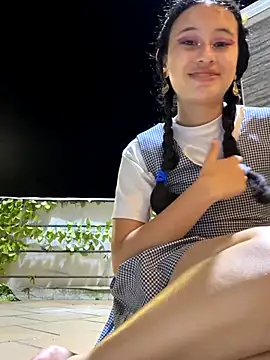 l0lita sweet online show from December 2025 01:15:02 AM