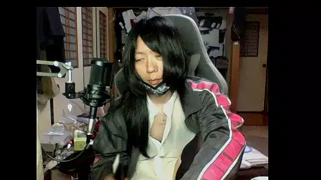 Snapshot of harinyanxxx chatting on October 2025 02:45:02 PM harinyanxxx online show from October 2025 02:45:02 PM