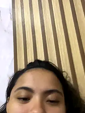 safadinhaquenteW online show from October 2025 02:43:02 AM