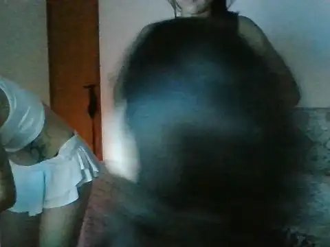 Snapshot of Starbunnysz chatting on April 2026 01:22:02 AM Starbunnysz online show from April 2026 01:22:02 AM