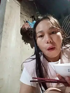 Snapshot of kitachu chatting on December 2025 11:15:02 AM kitachu online show from December 2025 11:15:02 AM