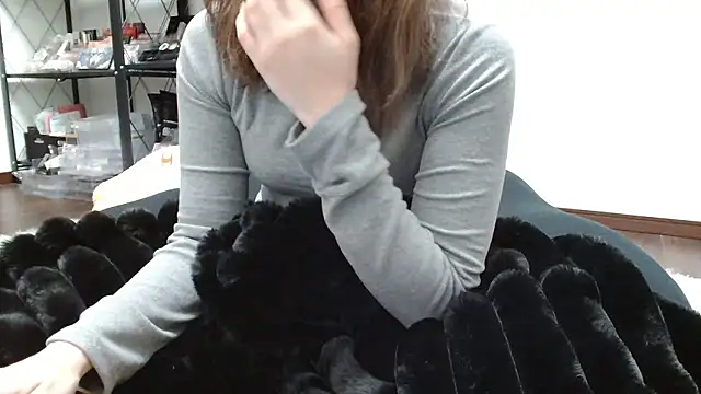 Snapshot of _Ema_ch chatting on December 2025 01:22:02 AM Ema ch online show from December 2025 01:22:02 AM