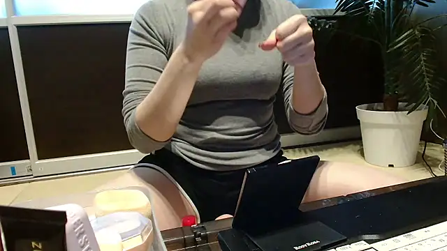 Snapshot of _Ema_ch chatting on February 2026 01:21:01 AM Ema ch online show from February 2026 01:21:01 AM