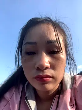 Linh sexyy online show from October 2025 01:30:01 AM