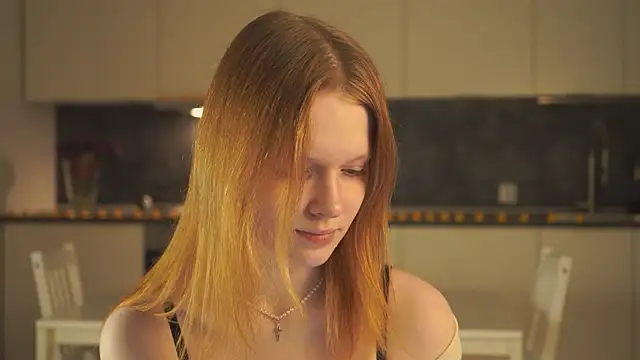 Snapshot of SongMalech chatting on October 2025 03:11:02 PM SongMalech online show from October 2025 03:11:02 PM