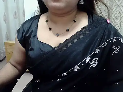 SexyRani2000 online show from June 2026 07:11:01 PM