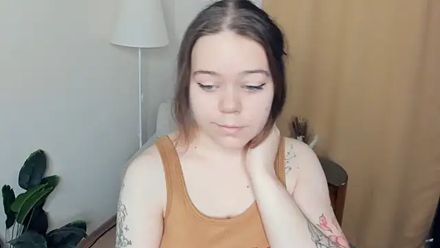 NaidaPalos online show from November 2025 07:18:02 AM