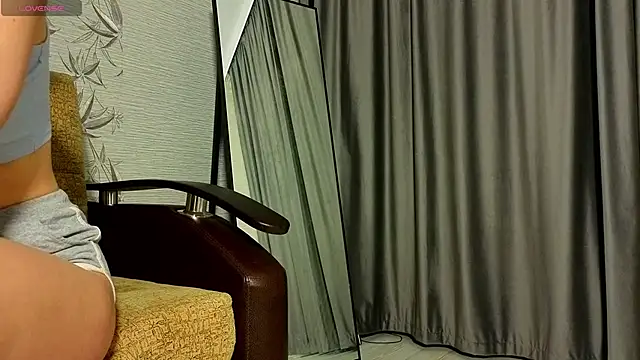 MissPompadure online show from January 2026 01:53:02 AM