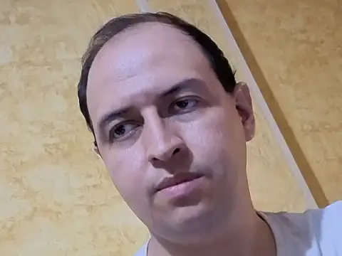 sacarlettareyo online show from November 2025 08:42:01 PM