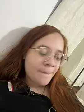 ruivinhadancer online show from August 2026 09:28:02 PM