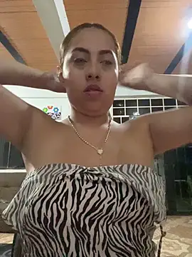 Emily Joee online show from November 2025 12:43:02 AM