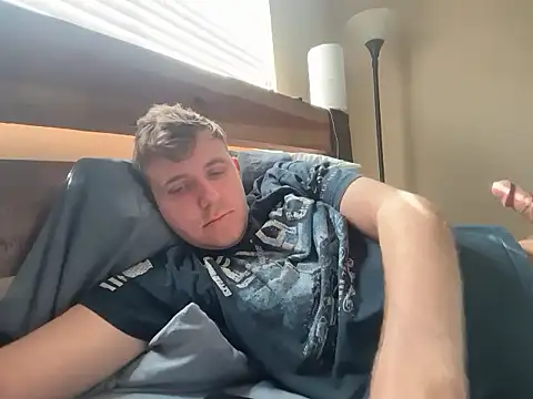 eddieeeeee1232 online show from December 2025 06:01:02 PM