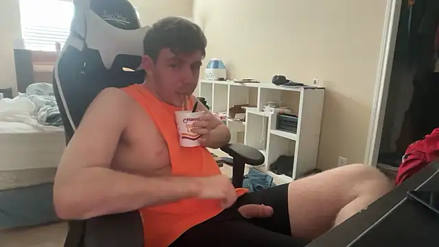 eddieeeeee1232 online show from March 2026 08:37:01 PM