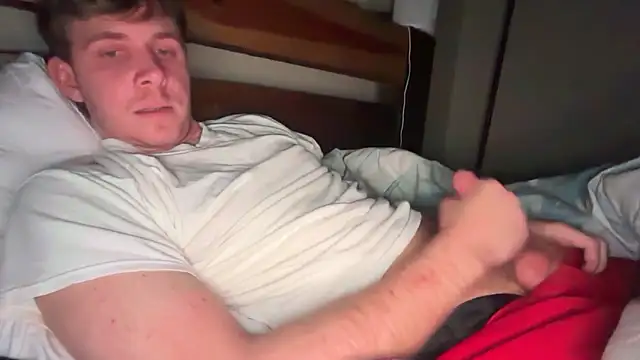 eddieeeeee1232 online show from March 2026 07:14:02 AM