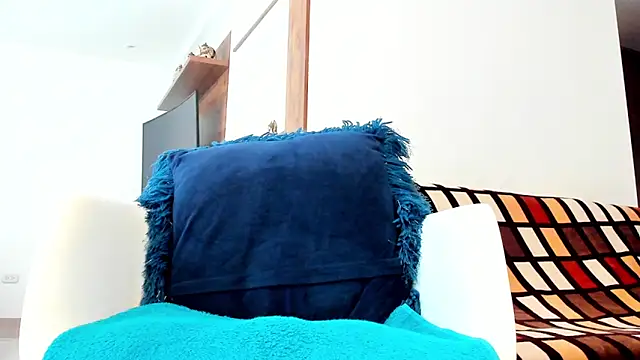 katcum02 online show from February 2026 12:39:02 PM