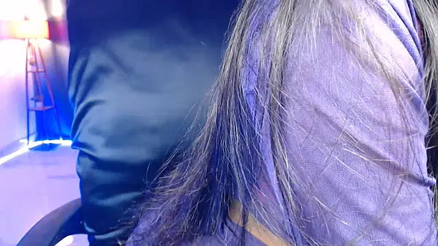 Rashiii  online show from April 2026 04:35:02 PM