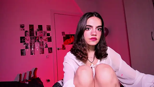 Snapshot of nightfloatt chatting on November 2025 04:45:02 AM nightfloatt online show from November 2025 04:45:02 AM