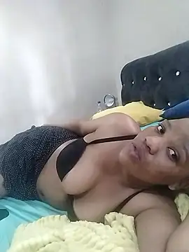 CaramelBoootie online show from January 2026 02:00:02 PM