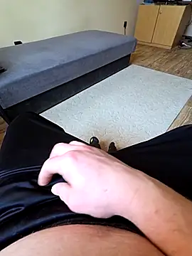 debrbi37 online show from March 2026 12:29:01 PM