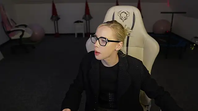 Snapshot of Jessica_start chatting on December 2025 11:14:02 AM Jessica start online show from December 2025 11:14:02 AM