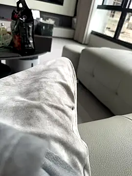 Ahting01 online show from October 2025 11:10:02 PM