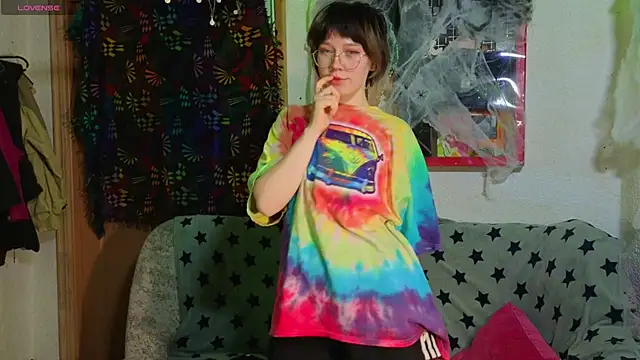 ReincarnatedAngel online show from November 2025 08:32:01 PM