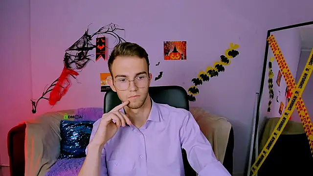 astren villo online show from November 2025 01:13:01 PM