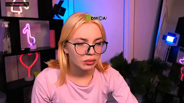 sendi cais online show from December 2025 12:33:02 PM