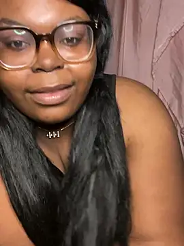 TheChubbySiren online show from May 2026 12:05:01 AM
