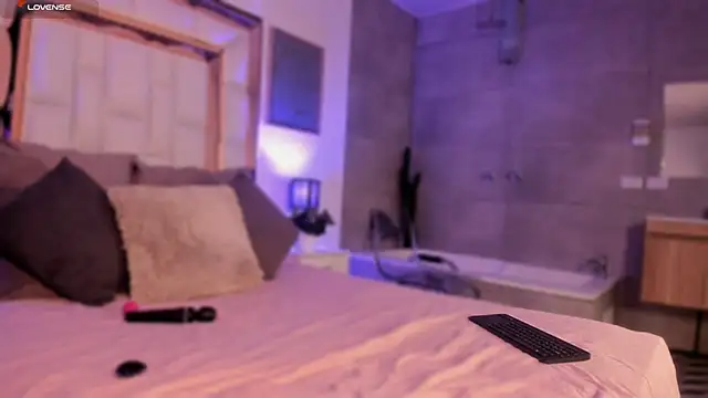 Samanthadela online show from October 2025 09:47:02 PM