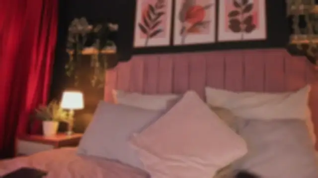 Samanthadela online show from October 2025 04:58:01 AM