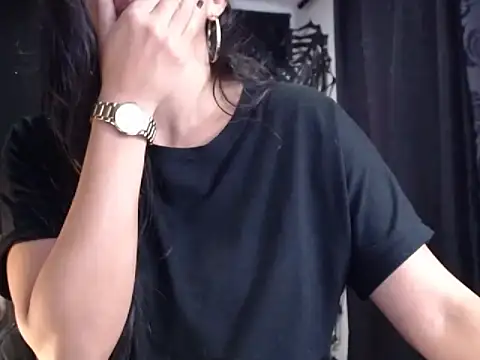 Lucyy Naugthy online show from October 2025 12:17:02 PM